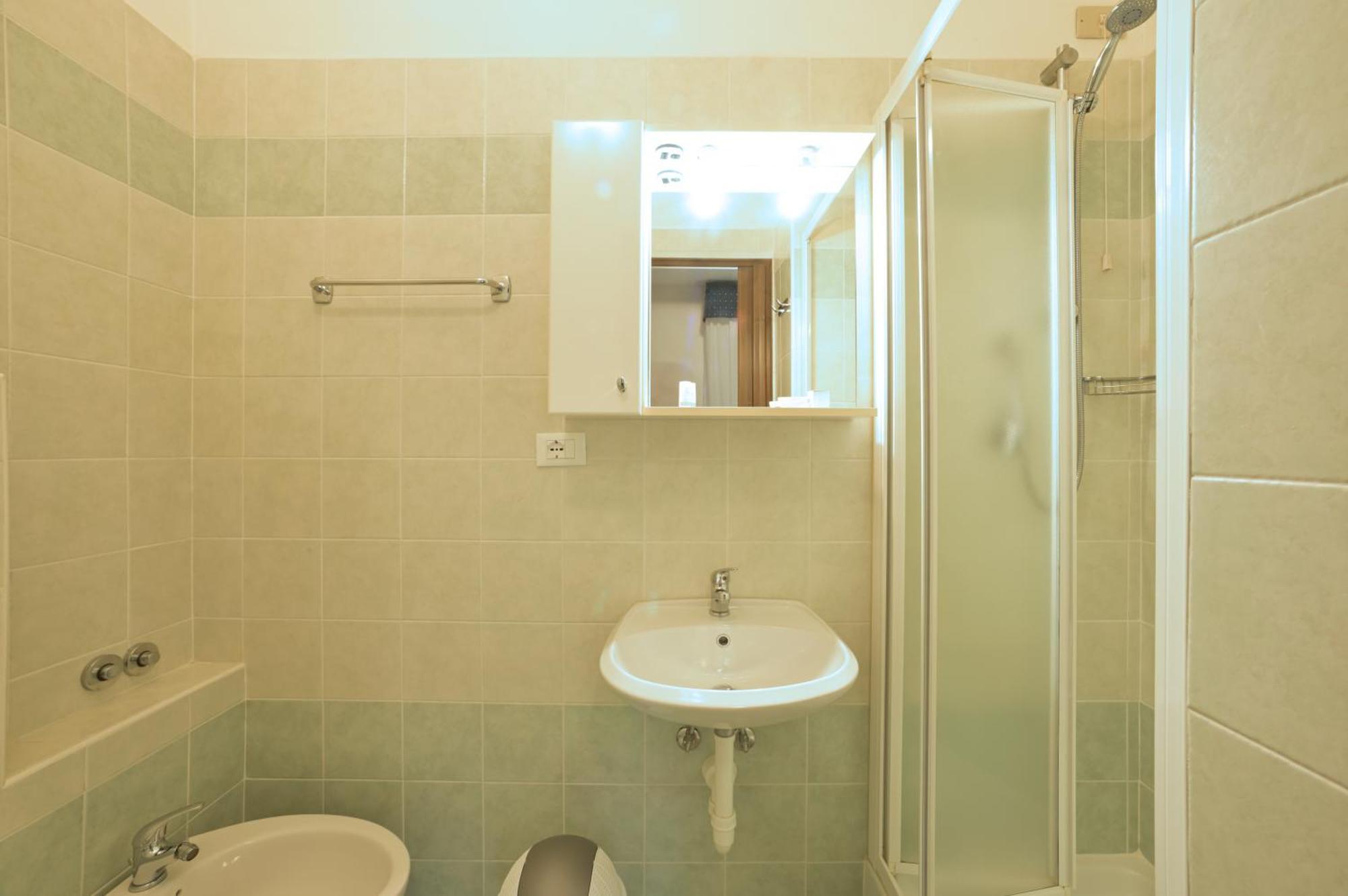 Hotel Delfino Лайджелия Екстериор снимка