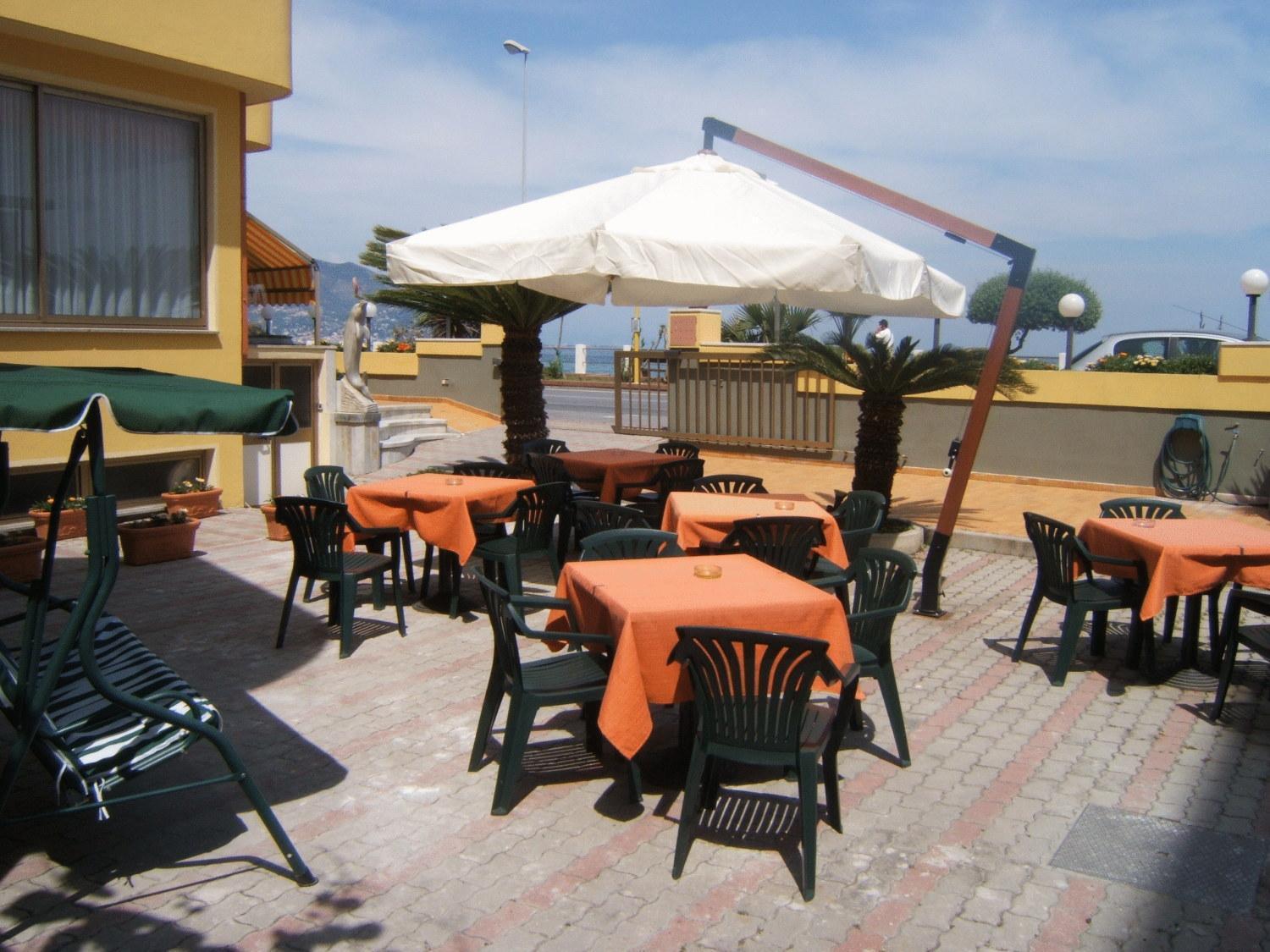 Hotel Delfino Лайджелия Екстериор снимка