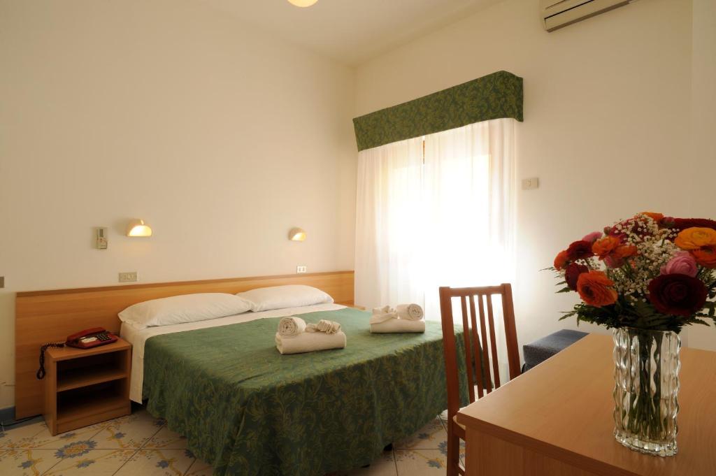 Hotel Delfino Лайджелия Стая снимка